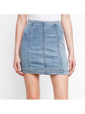 Free People
We the Free Denim Modern Femme
Mini Skirt